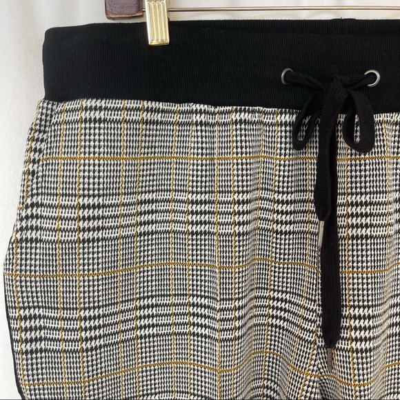 525 America Glen Plaid Jogger - Picture 8 of 9